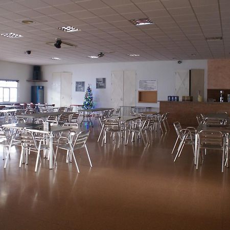 Hostal Velasco Valdelacalzada Екстериор снимка